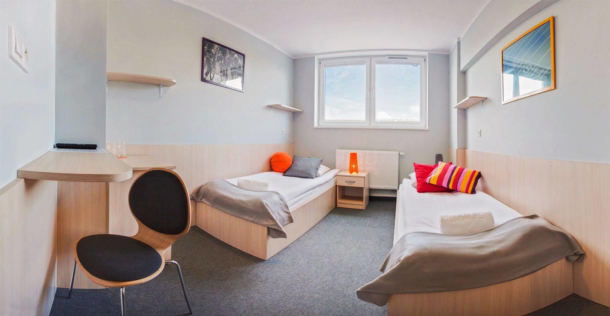 Hostel Rakietka Гданьск Экстерьер фото